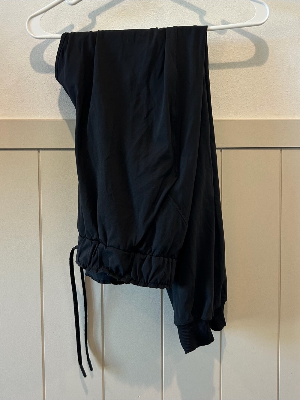 lululemon black joggers